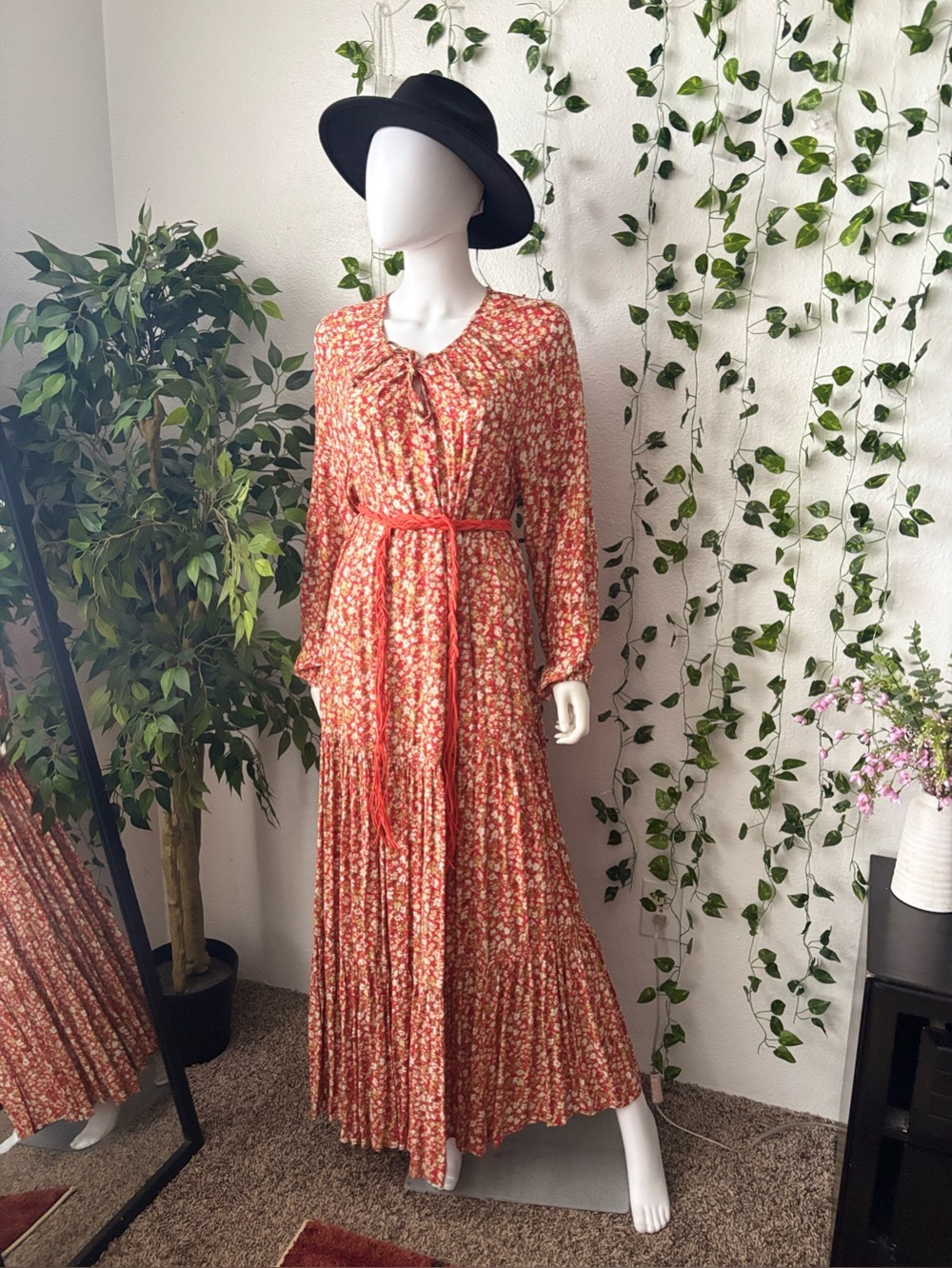 Bohemian orange Floral Maxi Dress with Tie Waist - Picture 3 of 6